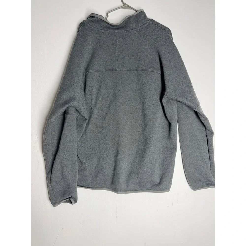 The North Face Mens XXL Grey Circular Design Quarter Zip Fleece Pullover Sweater
